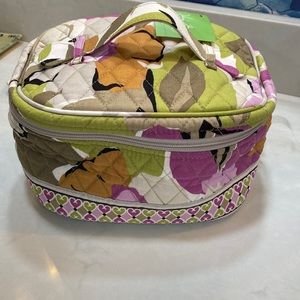 NWT Vera Bradley home & Away Cosmetic Bag